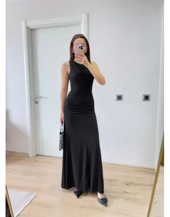 Kolsuz Büzgülü Uzun Elbise - Siyah