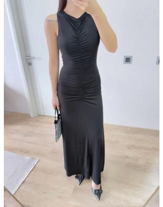 Kolsuz Büzgülü Uzun Elbise - Siyah