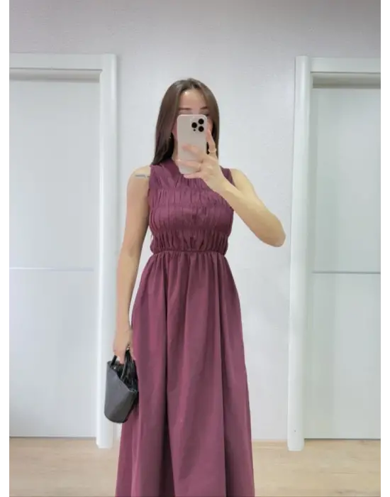 Kolsuz Göğüs Lastıklı Uzun Elbise - Bordo
