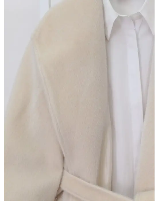 Kolu Ribanalı Şal Yaka Astarlı Kaşe Kaban -Krem