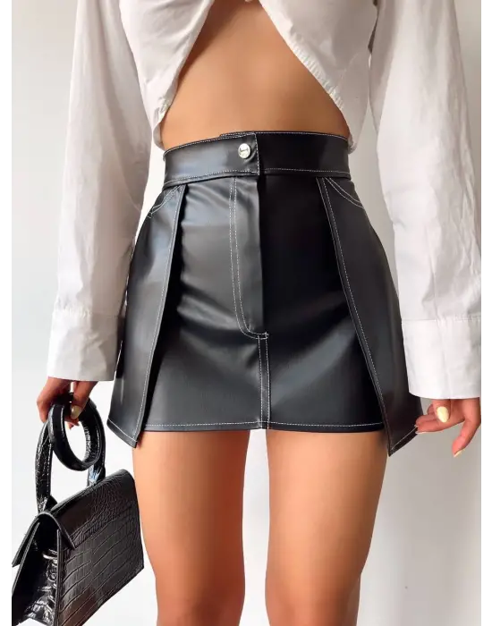 Siyah Kontrast Deri Etek - Trendy ve Şık Moda Önerisi