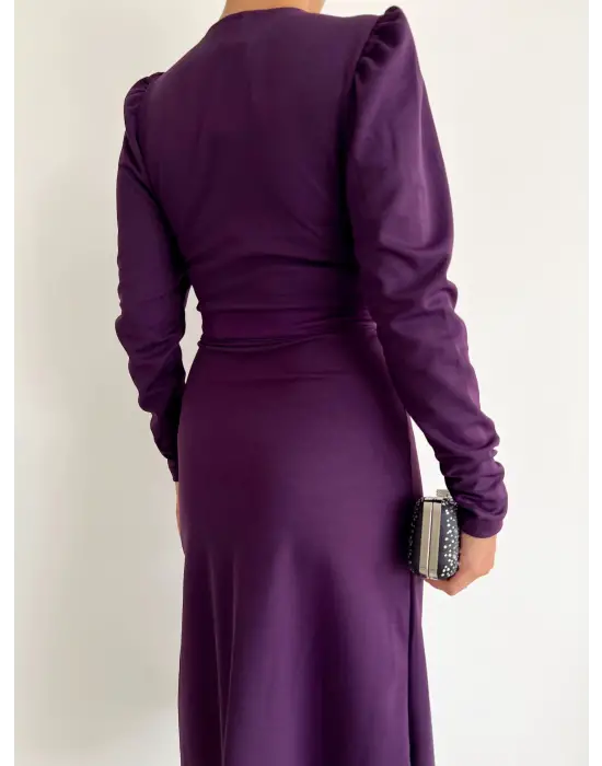 Omarı Zarif Kuşaklı Krep Kumaş Midi Elbise