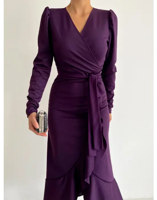 Krep Kumaş Midi Boy Kuşaklı Uzunkol Elbise