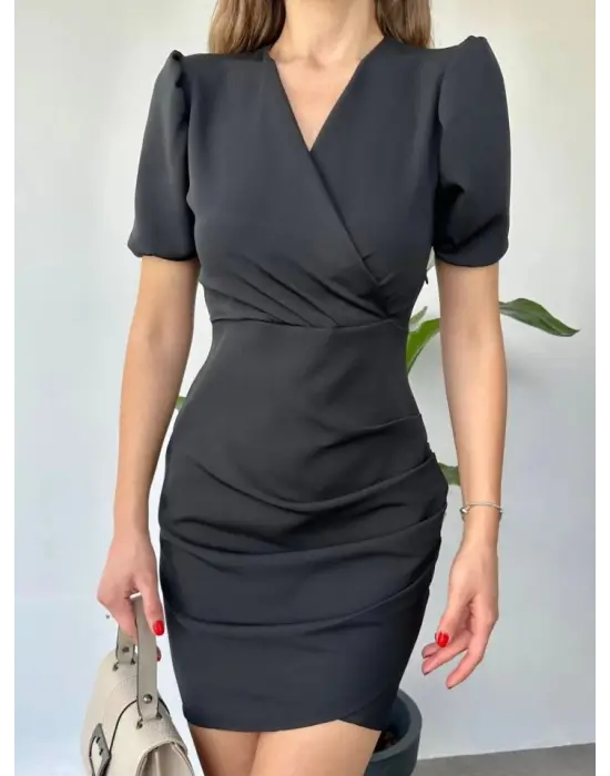 Omarı Siyah Kruvaze Yaka Elbise