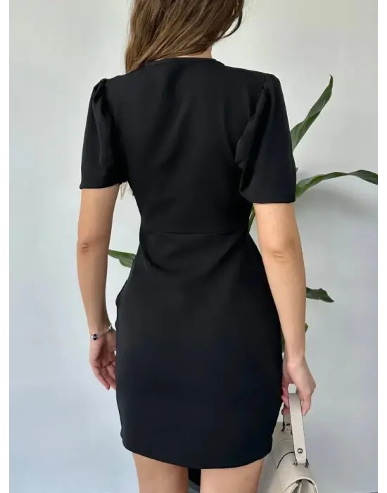 Omarı Siyah Kruvaze Yaka Elbise