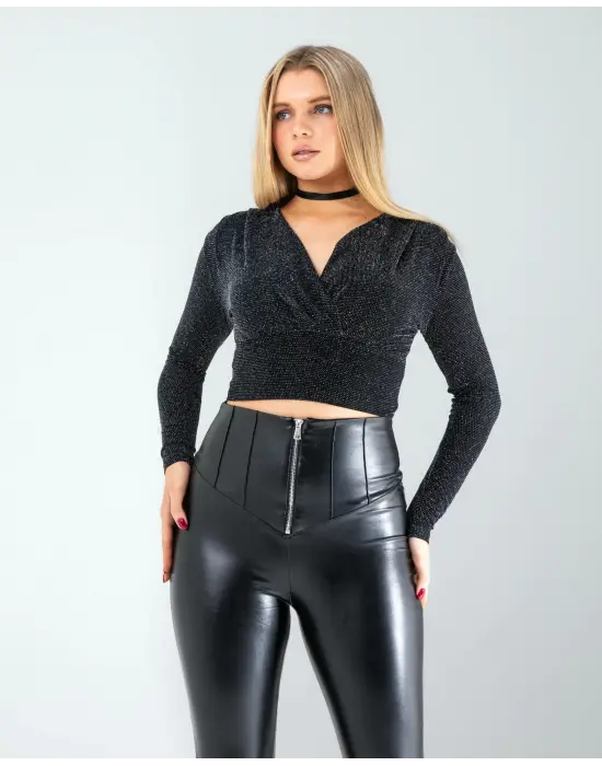 Göz Alıcı Pullu Bluz