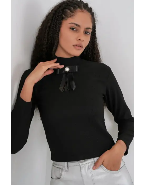 Kurdale Detay Uzun Kollu Bluz 977 - Siyah