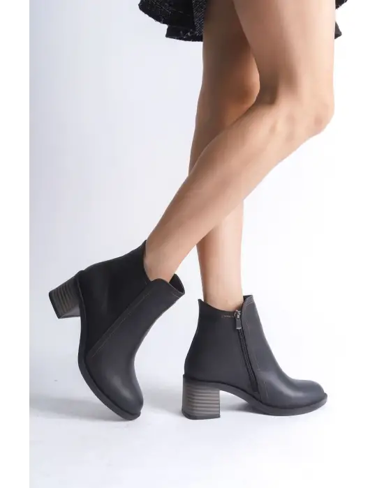 Modern Fermuarlı Topuklu Bayan Bot