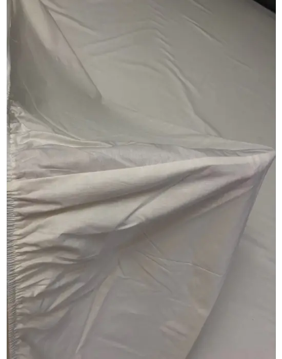 Omarı Yumuşak Pamuklu Lastikli Çarşaf