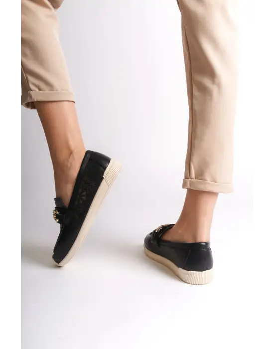 Çiçek Desenli Rahat Tabanlı Bayan Babet Ayakkabı