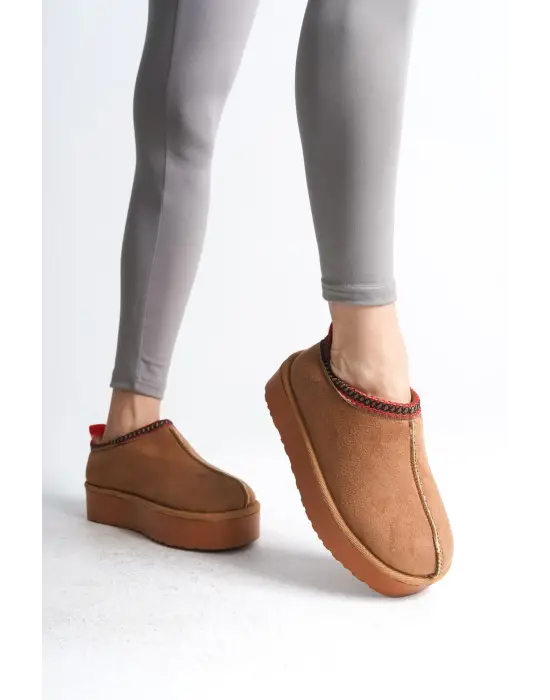 LEILA Bağcıksız Düz ve Kalın Tabaan İçi Kürklü Kısa Süet Bayan Bot Günlük ŞıkT - Taba