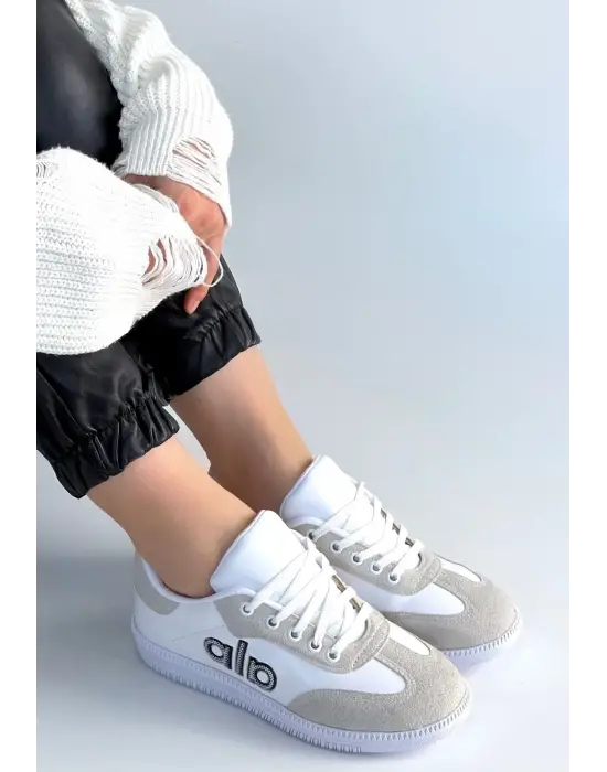 Lendo Beyaz Cilt Bağcıklı Spor Ayakkabı