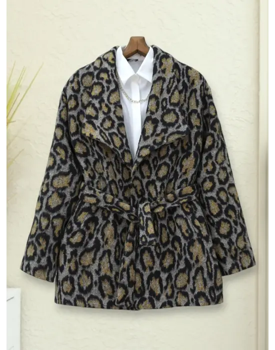 Omarı Şık ve Trendy Leopar Desenli Kaşe Ceket - Gri
