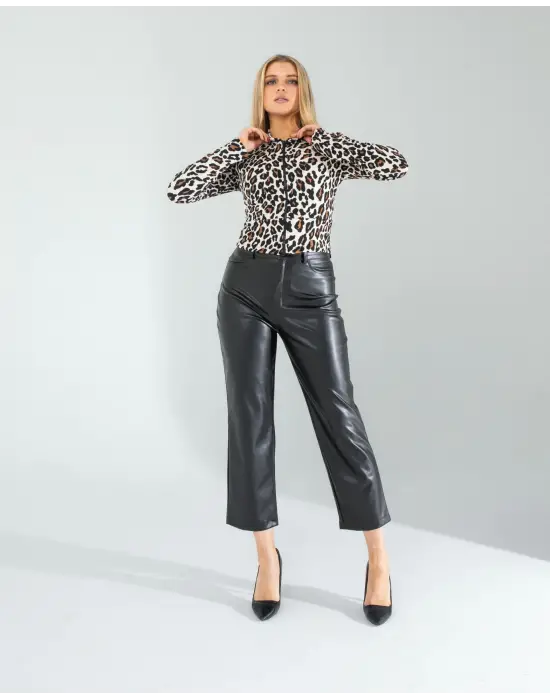 Çarpıcı Kapşonlu Hırka