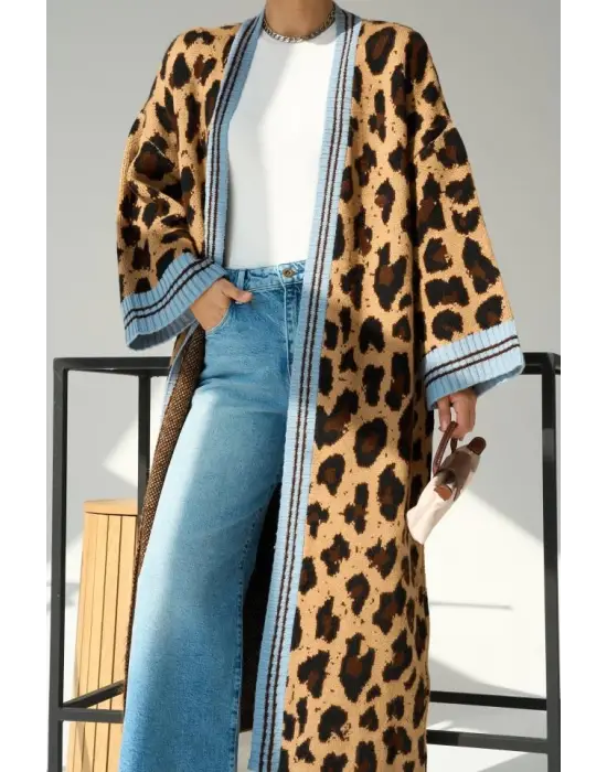 Omarı Uzun Leopar Desenli İki Renkli Hırka
