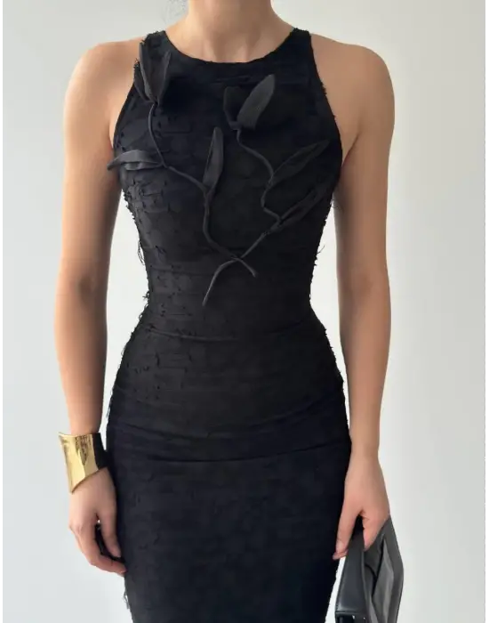 Omarı Zarif Çiçek Desenli Elbise