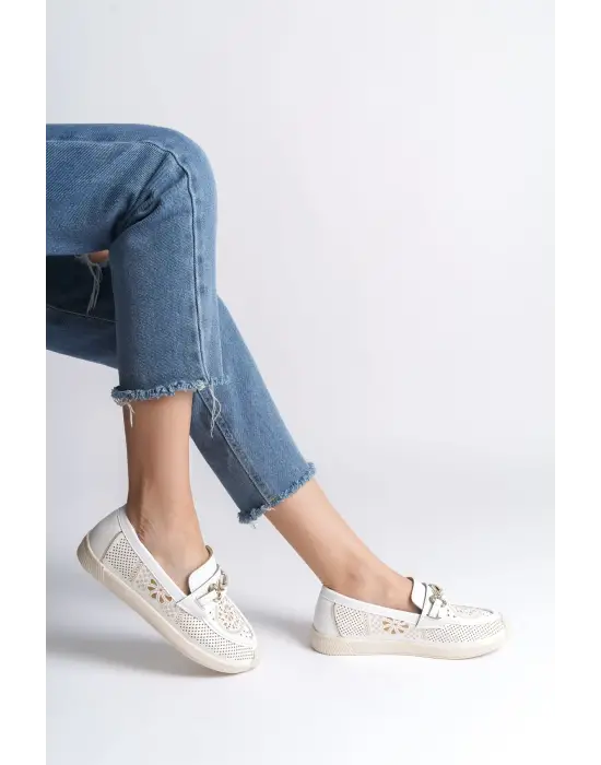 Çiçek Desenli Bayan Babet Ayakkabı