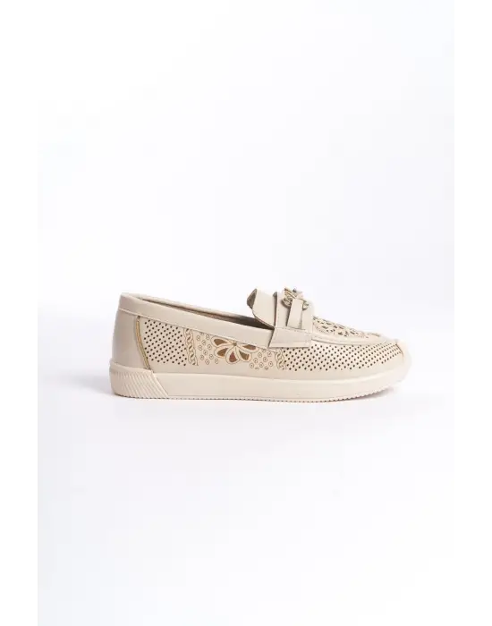 LILY Bağcıksız Rahat tabanlı ayakkabı Rahat Tabaan Çiçek Desenli Bayan Babet Ayakkabı CKısa Topuk - Krem