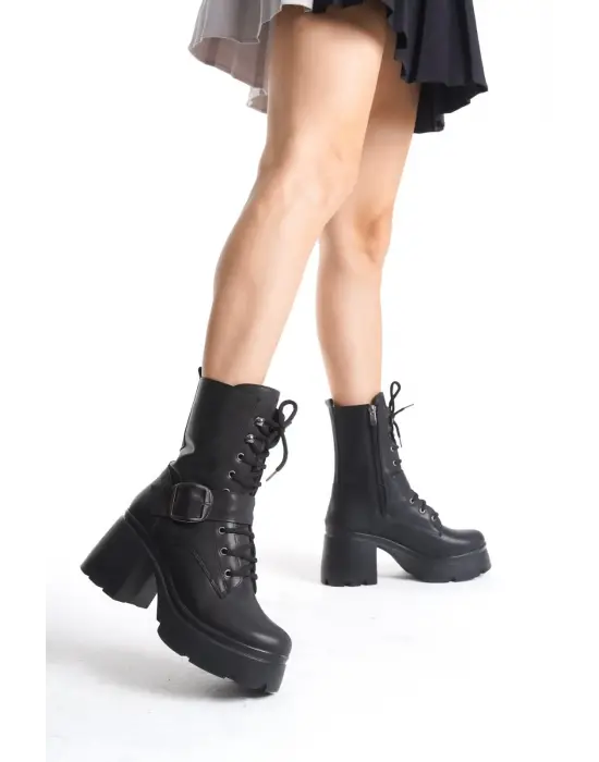 Linma Siyah Cilt Bağcıklı Topuklu Bot