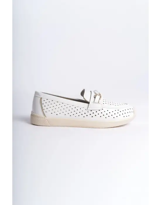 Şık Kalp Desenli Beyaz Bayan Babet Ayakkabı