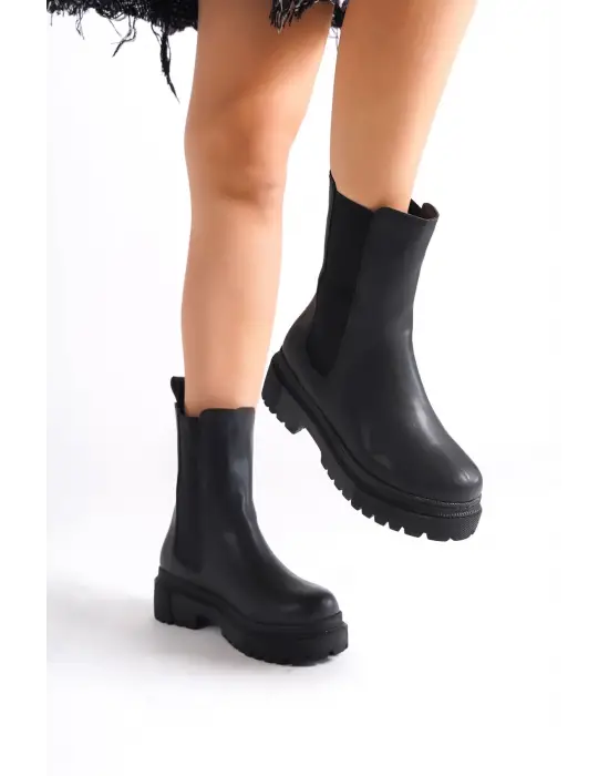 Omarı Rahat Tabanlı Bağcıksız Günlük Bayan Bot - Siyah