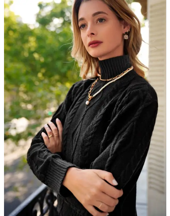   Yünlü Motifli Midi Boy Triko Elbise