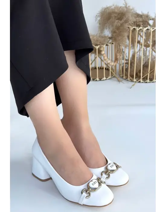 Zarif Cilt Topuklu Ayakkabı