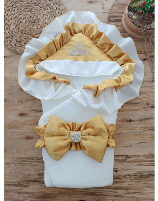 Omarı Lüks Kelebek Taç Nakışlı Yenidoğan Bebek Battaniyesi Sarı