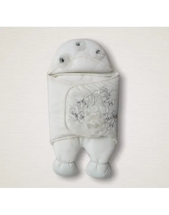 Omarı Yenidoğan Tavuskuşu Nakışlı Lüks Bebek Kundak - Ekru