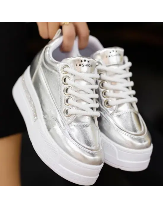 Lulu Gümüş Rugan Bağcıklı Spor Ayakkabı