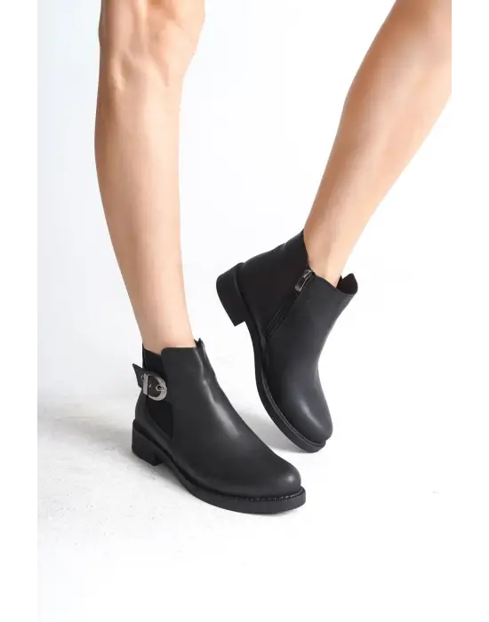 Rahat Tabanlı Siyah Bayan Bot