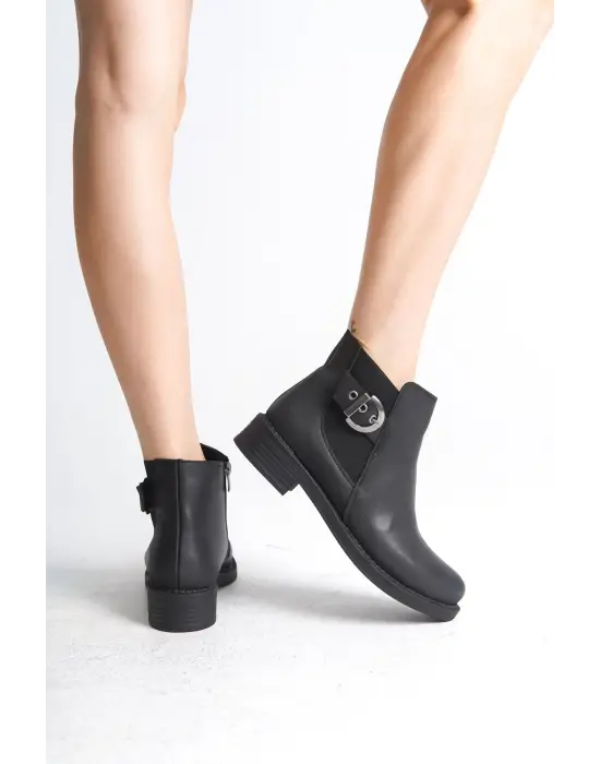 Rahat Tabanlı Siyah Bayan Bot