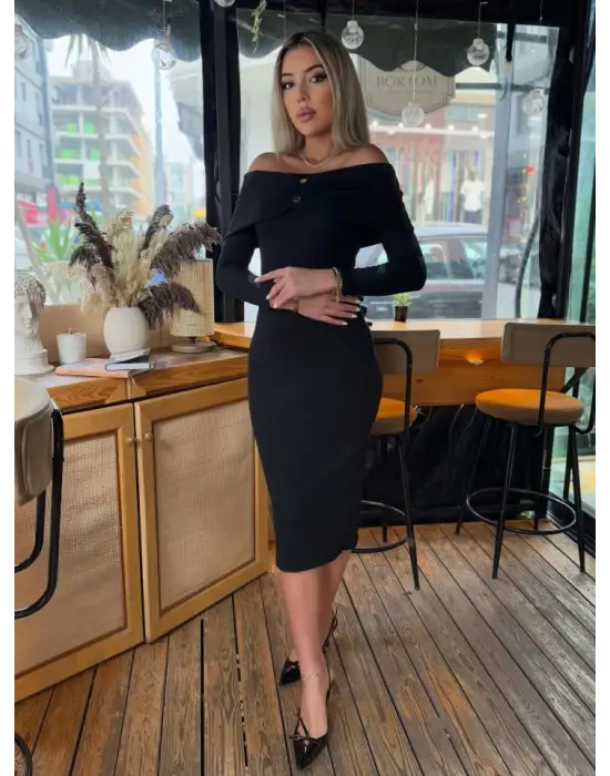 Omarı Etkileyici Madonna Yaka Dantel Detaylı Midi Elbise