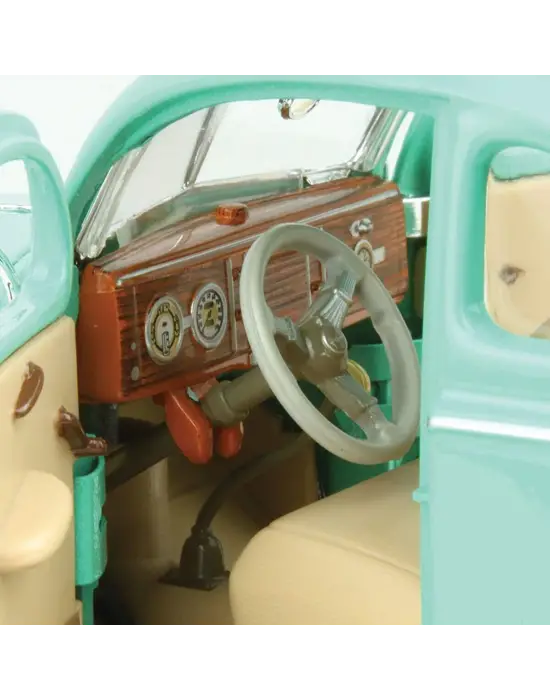 MAIS 31180 1 18 1939 Ford Deluxe Coupe