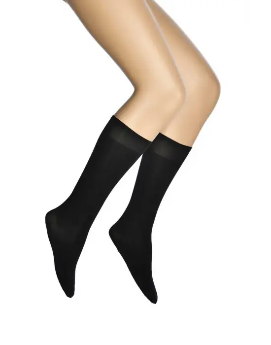 Omarı Rahatlık ve Stil Arasında: Siyah Masaj Çorabı