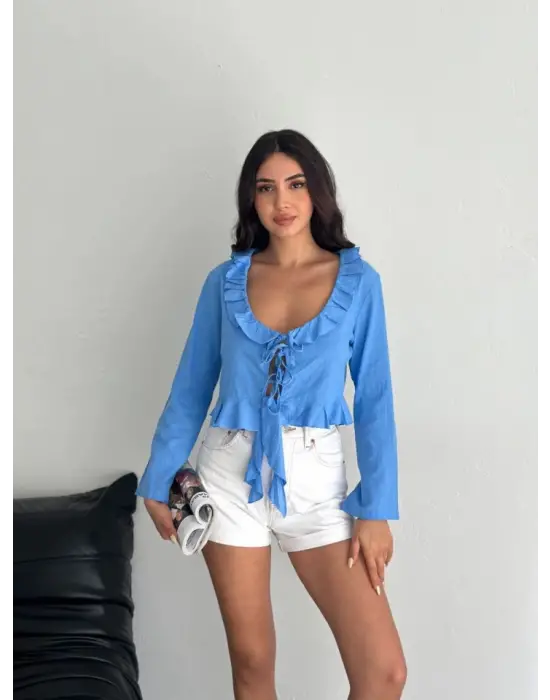 Omarı Deniz Rüzgarlarını Yansıtan Mavi Keten Bluz