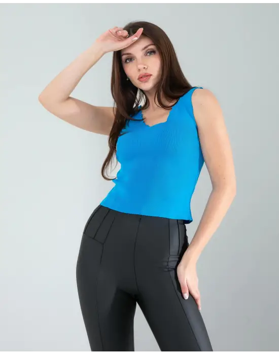 Göz Alıcı Crop Bluz