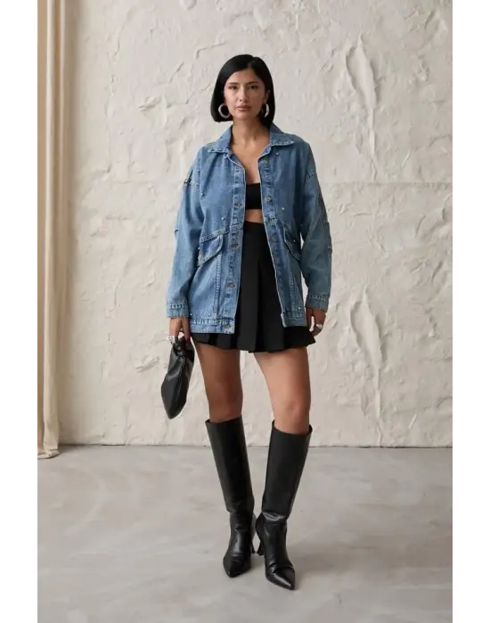 Omarı Taşlarla Süslenmiş Kot Ceket