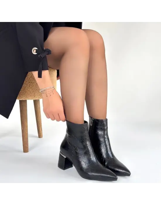 Meça Siyah Cilt Topuklu Bot