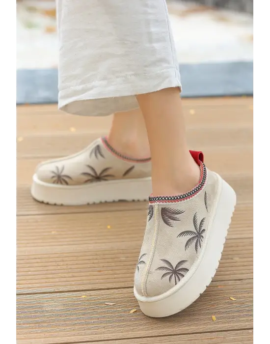 Omarı Şık ve Rahat Bej Süet Bot