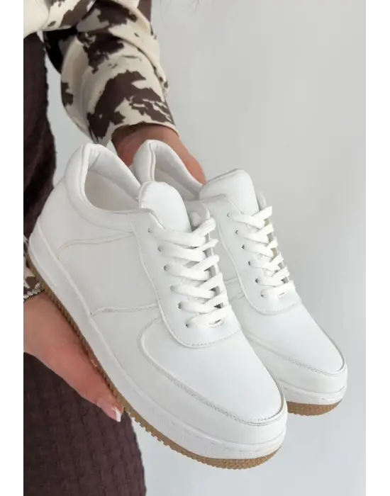 Omarı Cilt Bağcıklı Beyaz Spor Ayakkabı