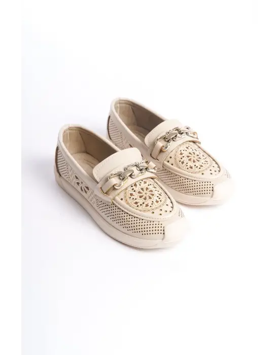 Omarı Çiçek Desenli Rahat Tabanlı Bayan Babet Ayakkabı - Krem