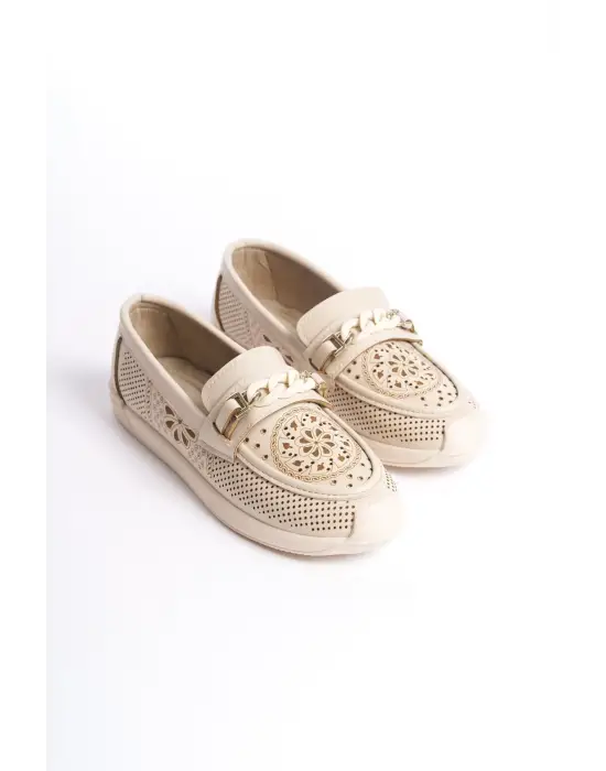 Omarı Çiçek Desenli Rahat Tabanlı Bayan Babet Ayakkabı - Krem