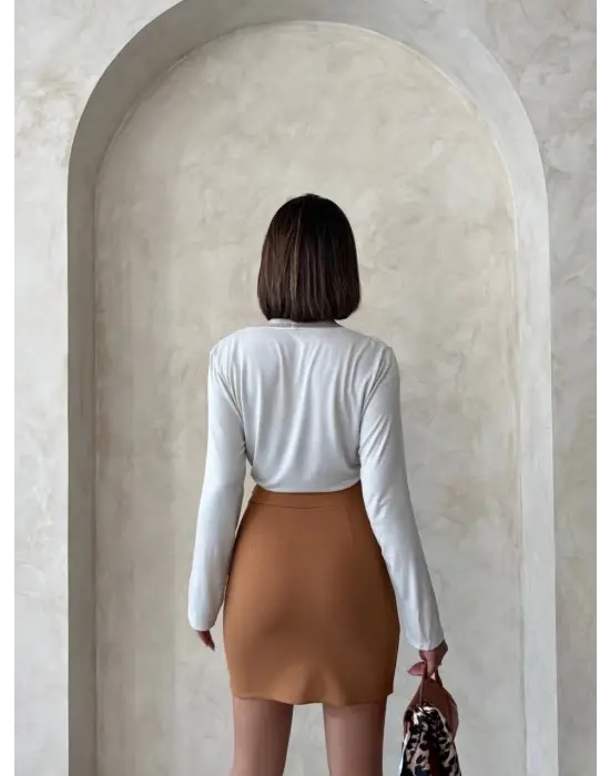 Omarı Şık ve Pratik Çift Yırtmaçlı Etek - Trend Renk Camel