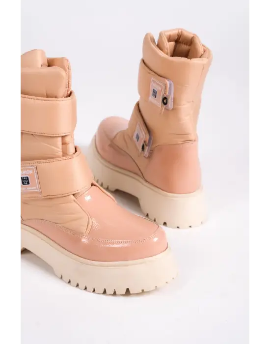 Omarı Rugan Bayan Bot - Cırt Cırtlı, Paraşüt Kumaş Detaylarıyla Şık Tasarım