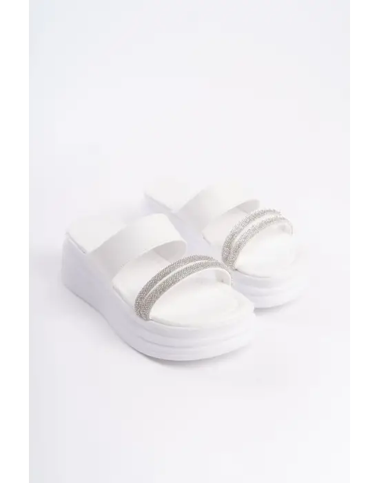 Omarı Trendy Taşlı Rahat Tabanlı Beyaz Bayan Terlik
