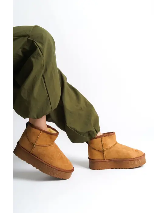 Omarı Kürklü Kısa Süet Bayan Bot - Günlük Şık Tasarım