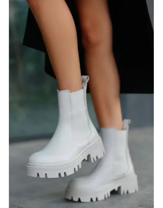 Omarı Yüksek Topuklu Bej Bot