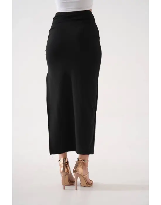 Omarı Siyah İnce Kumaş Uzun Etek - Yırtmaç Detaylı Moda Parçası