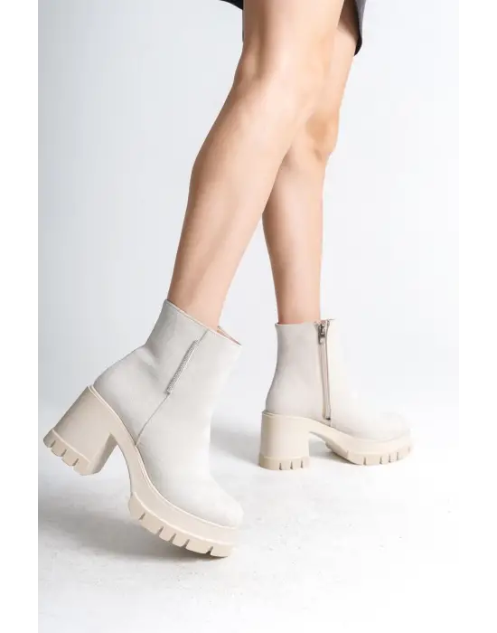 Omarı Süet Topuklu Bayan Bot - Rahat ve Şık Tasarım